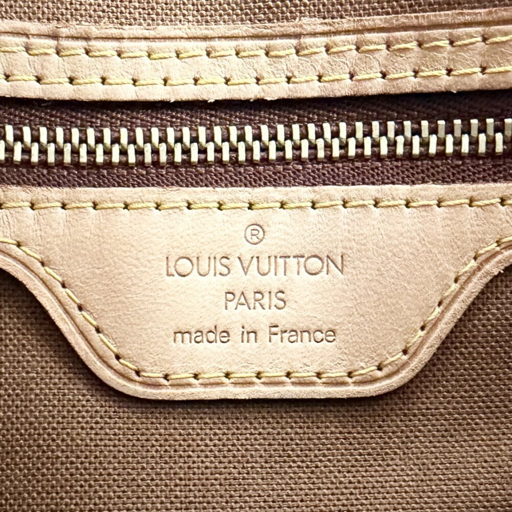 LOUIS VUITTON Authentic Brown Monogram Canvas Bag - Picture 5 of 8